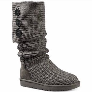Uggs size 8 gray knit